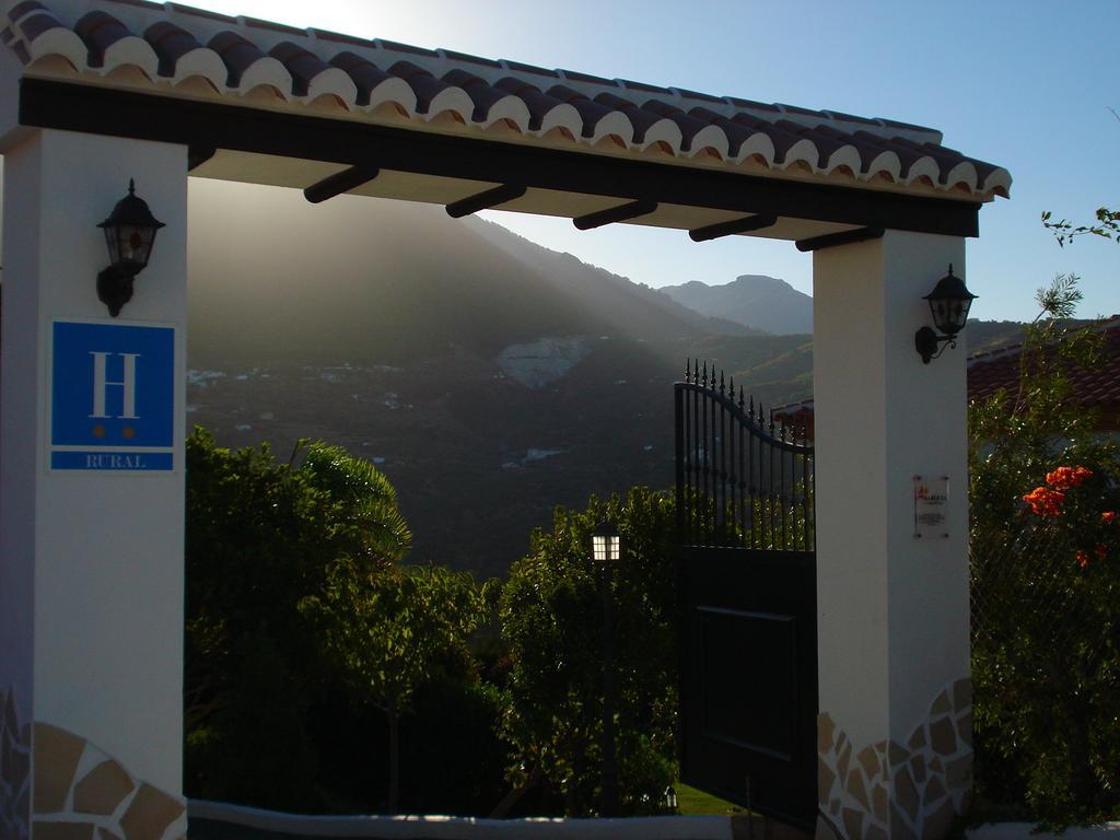 Hotel Cortijo De Salia Alcaucín Exteriör bild