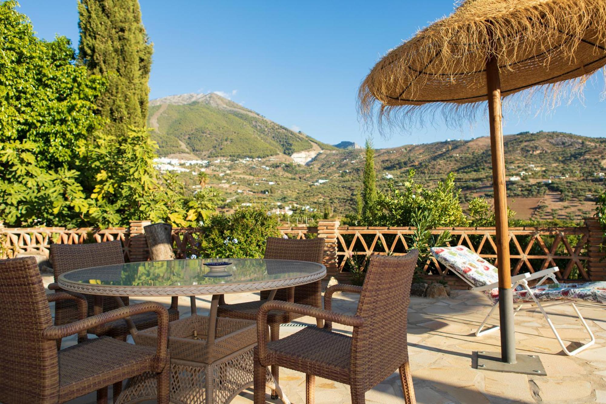 Hotel Cortijo De Salia Alcaucín Rum bild