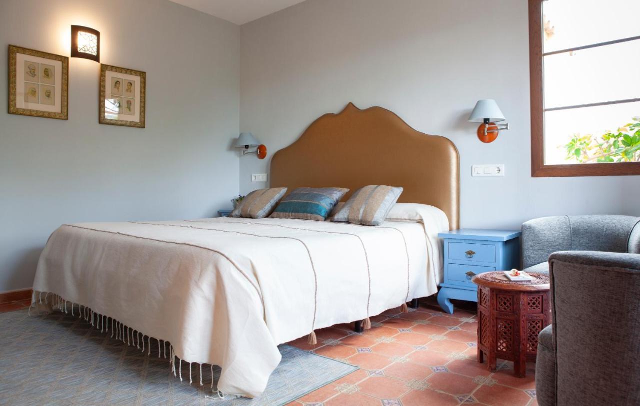 Hotel Cortijo De Salia Alcaucín Exteriör bild